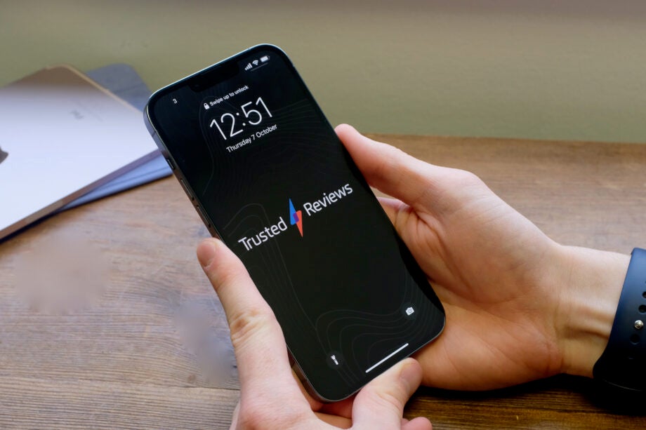 hình nền iPhone 13, 13 Pro, 13 Pro Max 0032