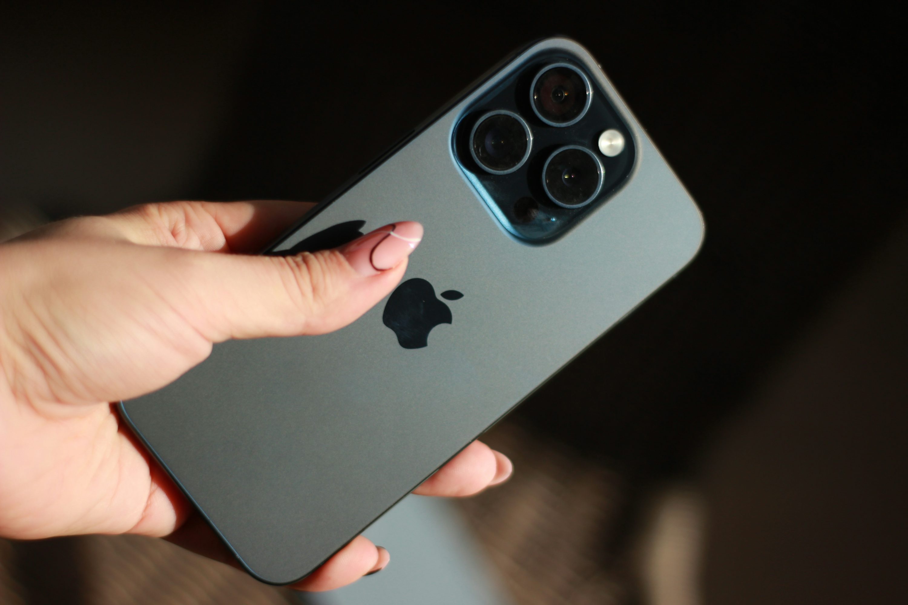 hình nền iPhone 13, 13 Pro, 13 Pro Max 0095